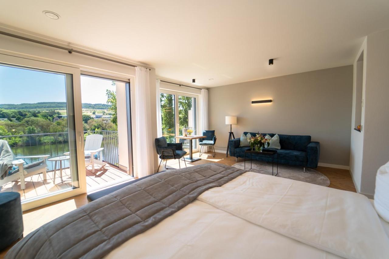 Hotel Zur Traube Ürzig Extérieur photo