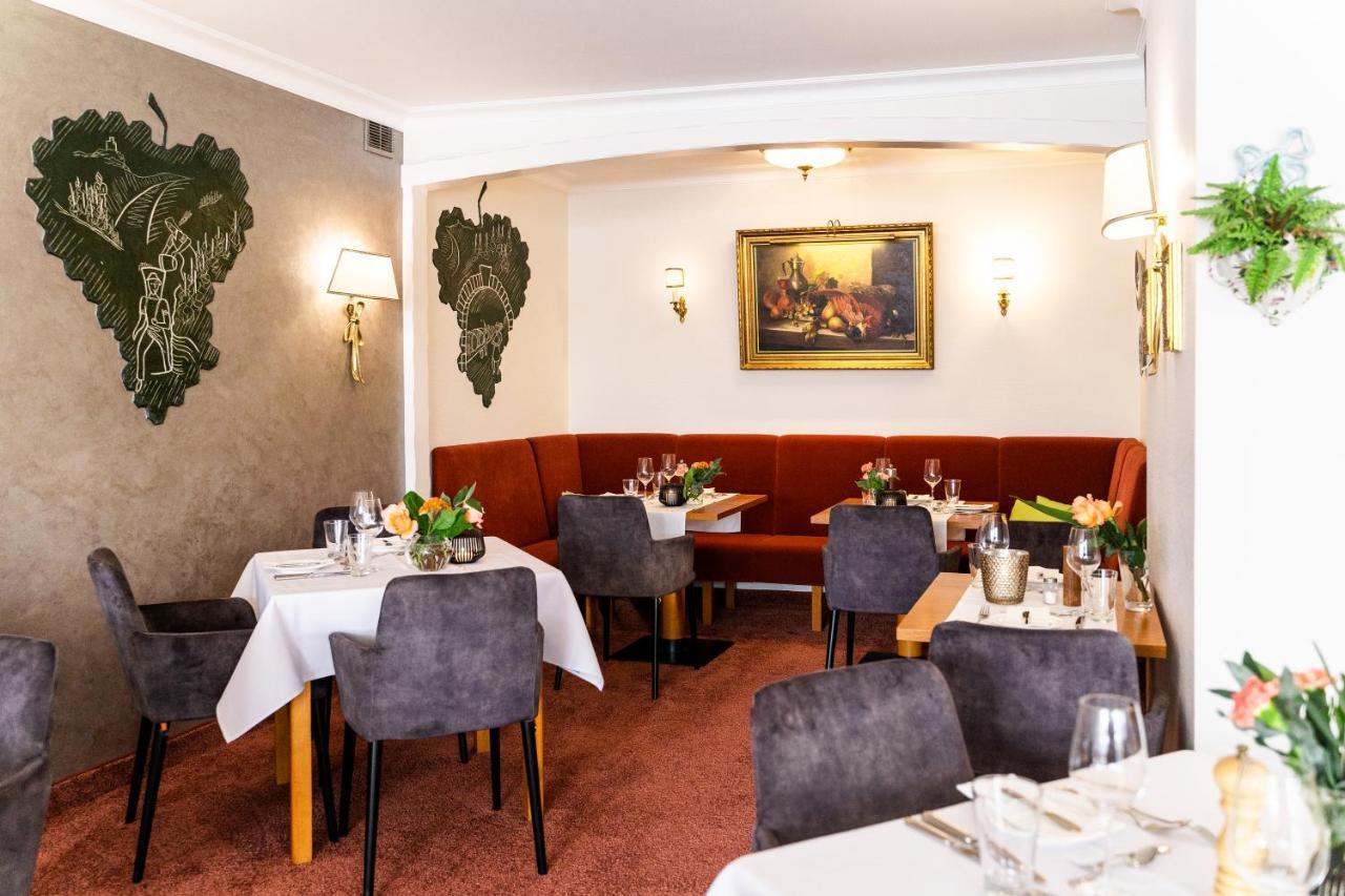 Hotel Zur Traube Ürzig Extérieur photo